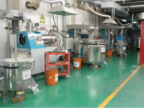 做涂料用的糖心成人在线视频研磨设备